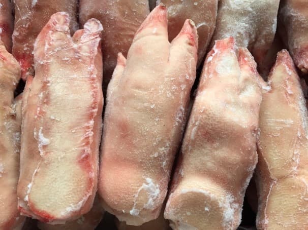 Pork Front Feet and Frozen Pork Hind Feet from Chile